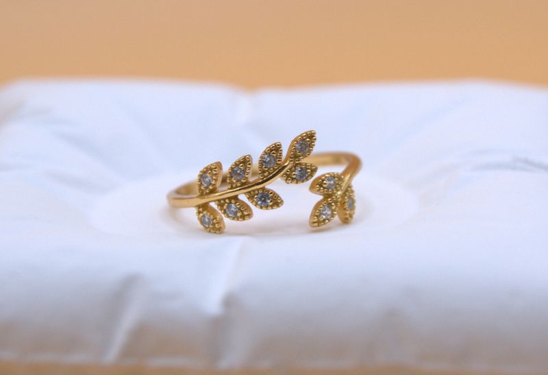 Leaf Branch Ring 54str